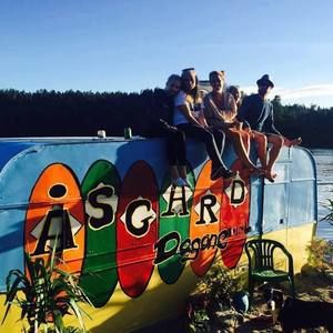 Meet your Posher, Hansel